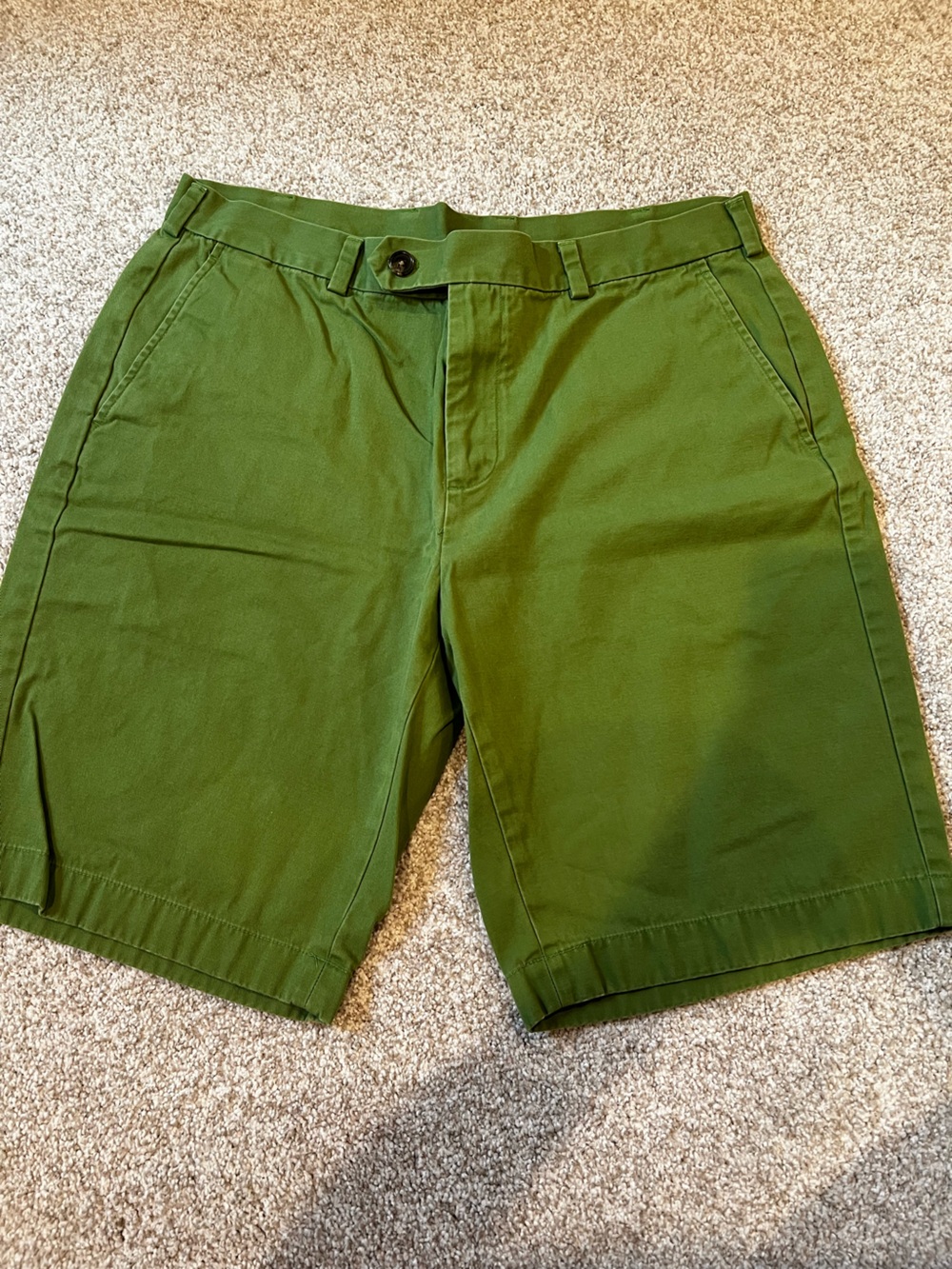 Classic Brooks Brothers Men's Green Casual Shorts